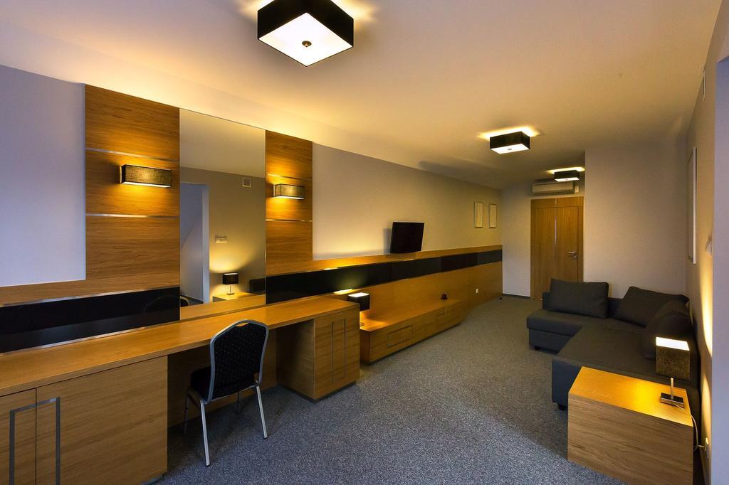 Hotel Karo ราดอม ห้อง รูปภาพ