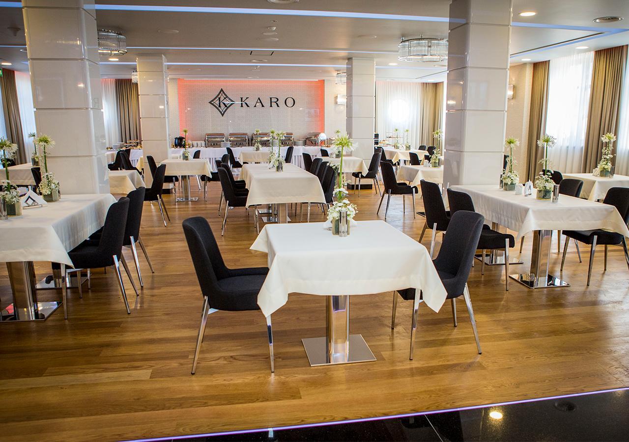 Hotel Karo ราดอม ภายนอก รูปภาพ