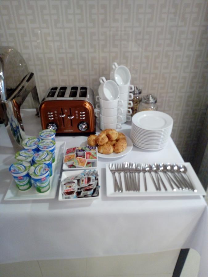 Hotel Karo ราดอม ภายนอก รูปภาพ